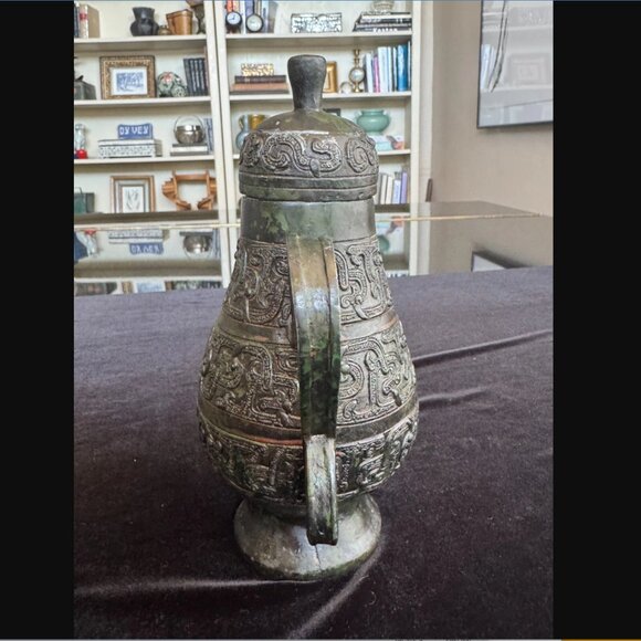 Antique Chinese Bronze Ritual Ewer – Kuilong Dragon Motif & Taotie Mask on Spout - Picture 5 of 8